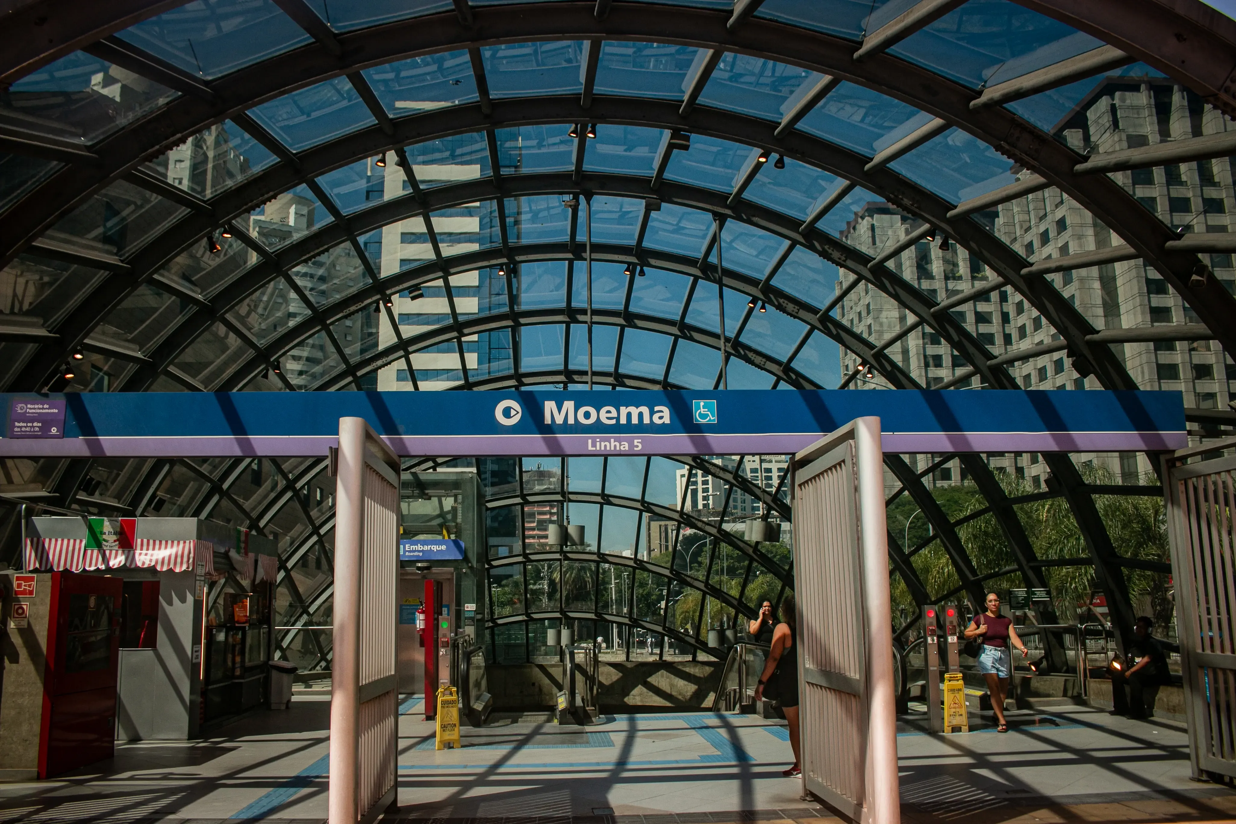 Entrance to Moema Station on São Paulo Metro Line 5