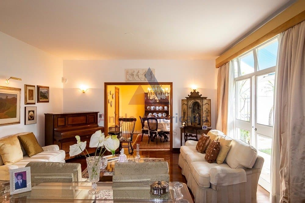 Casa em Alto de Pinheiros