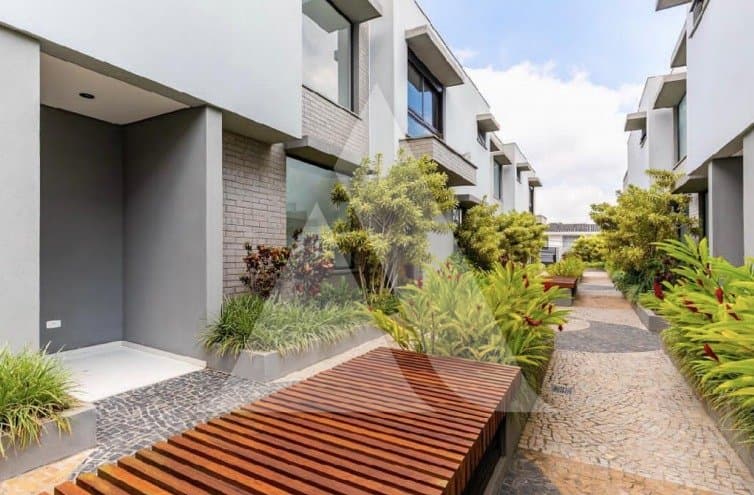 Casa em Condomínio em Moema