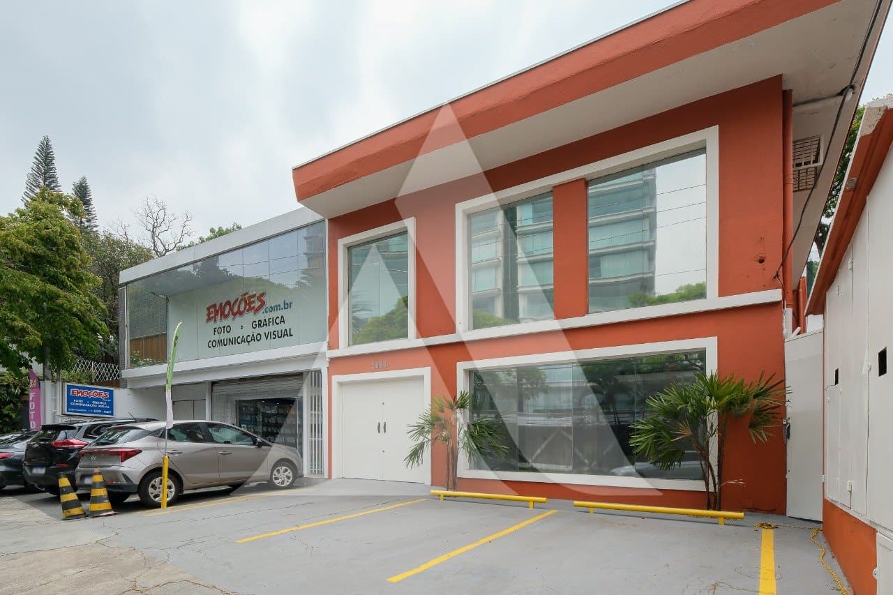 Casa comercial em Moema