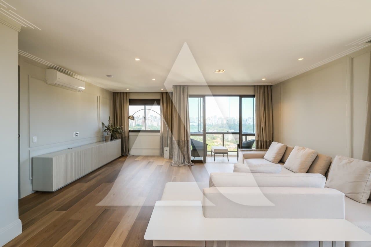 Apartamento em Itaim Bibi