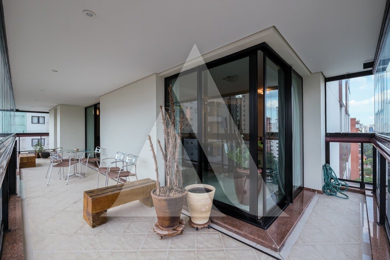 Apartamento em Campo Belo