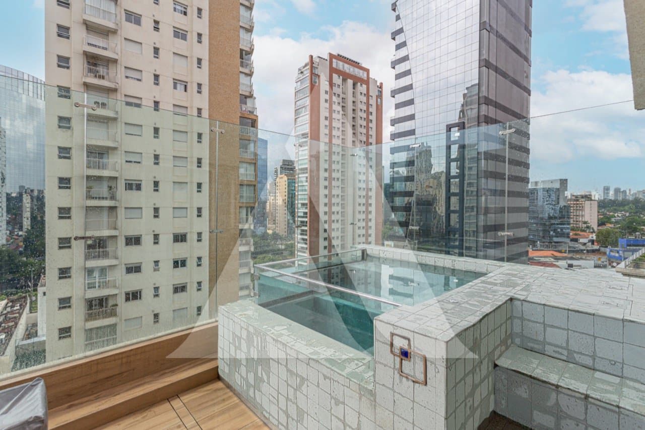 Apartamento em Itaim Bibi