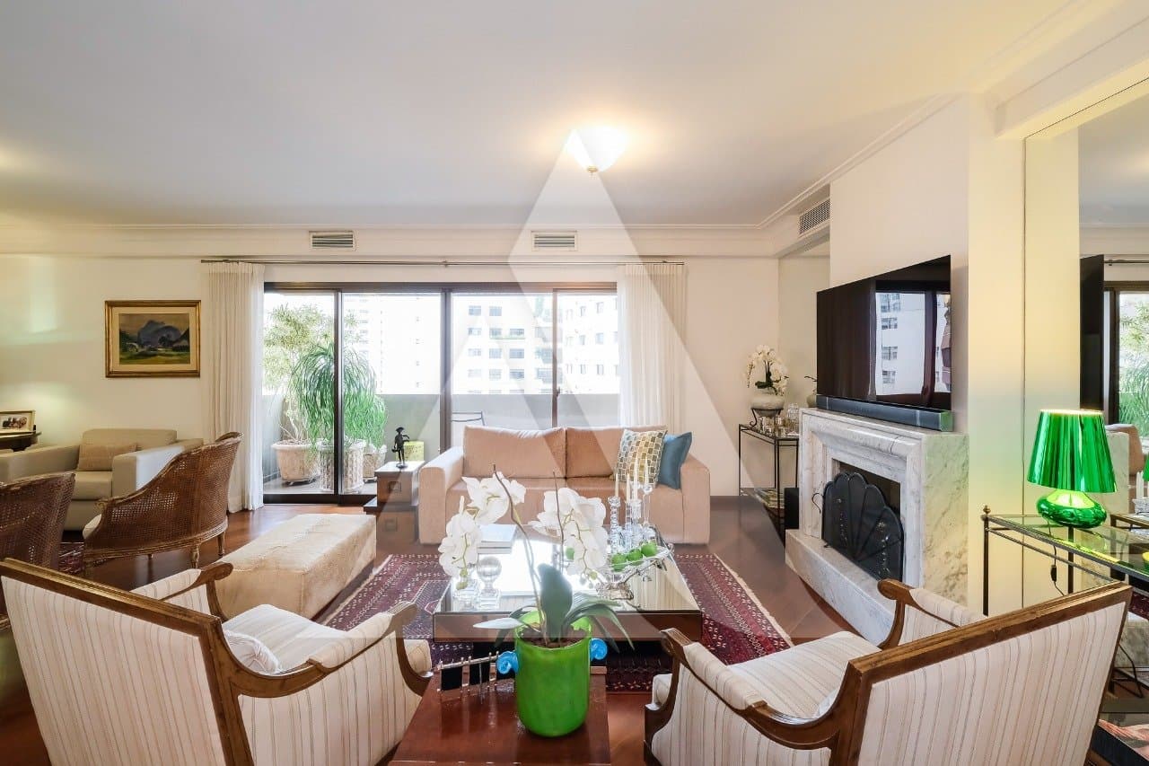 Apartamento em Moema