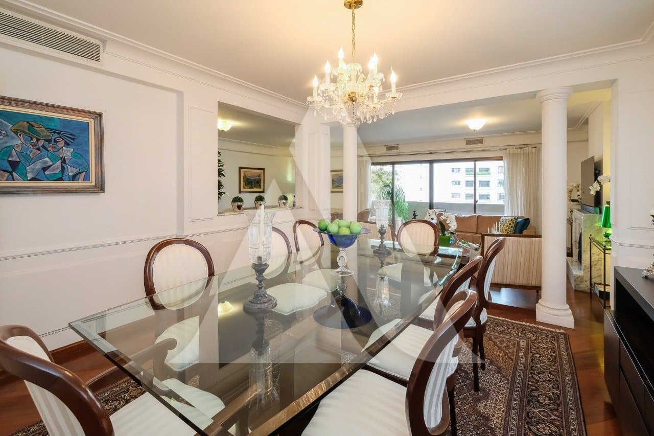 Apartamento em Moema