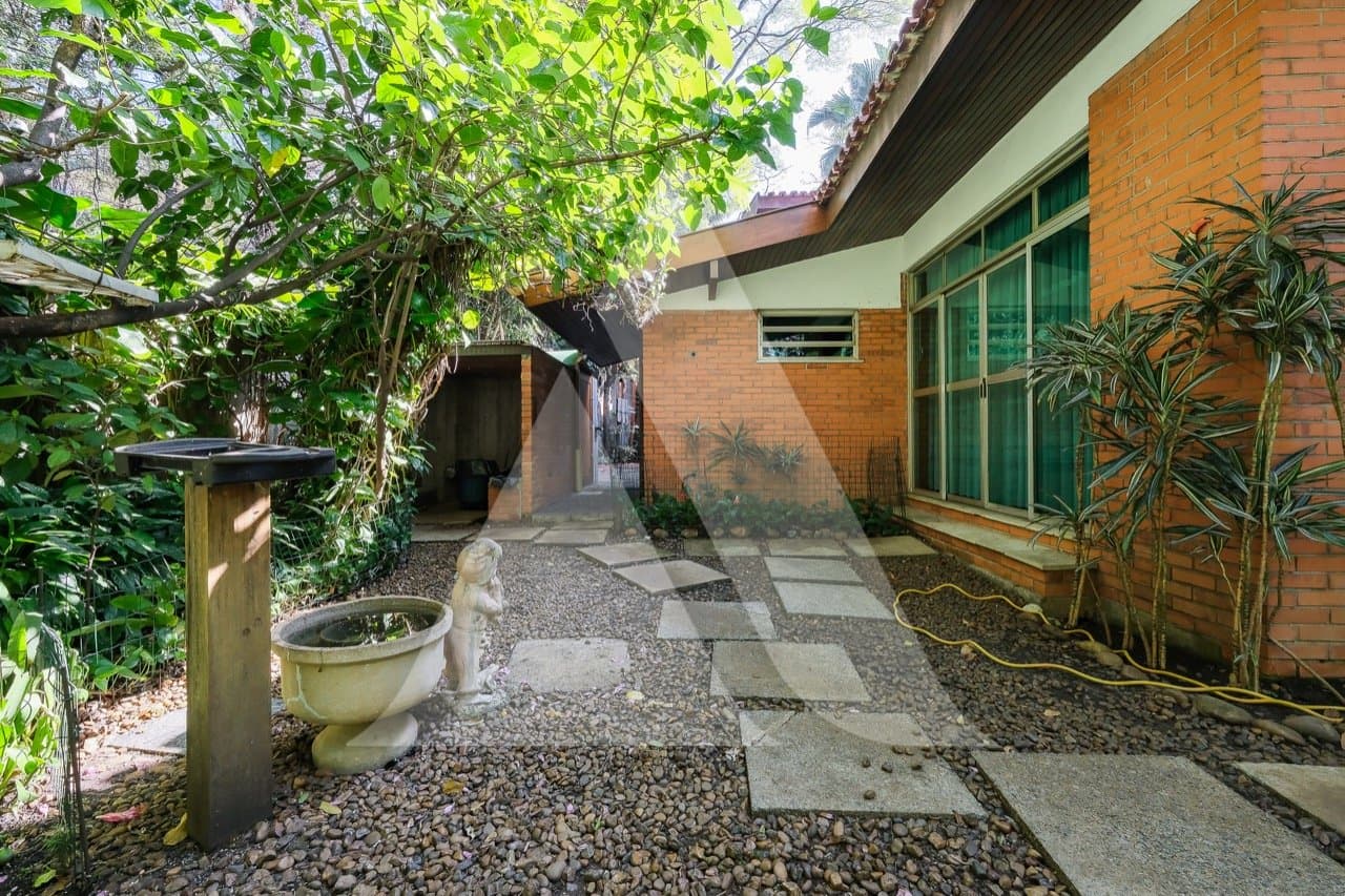 Casa em Cidade Jardim
