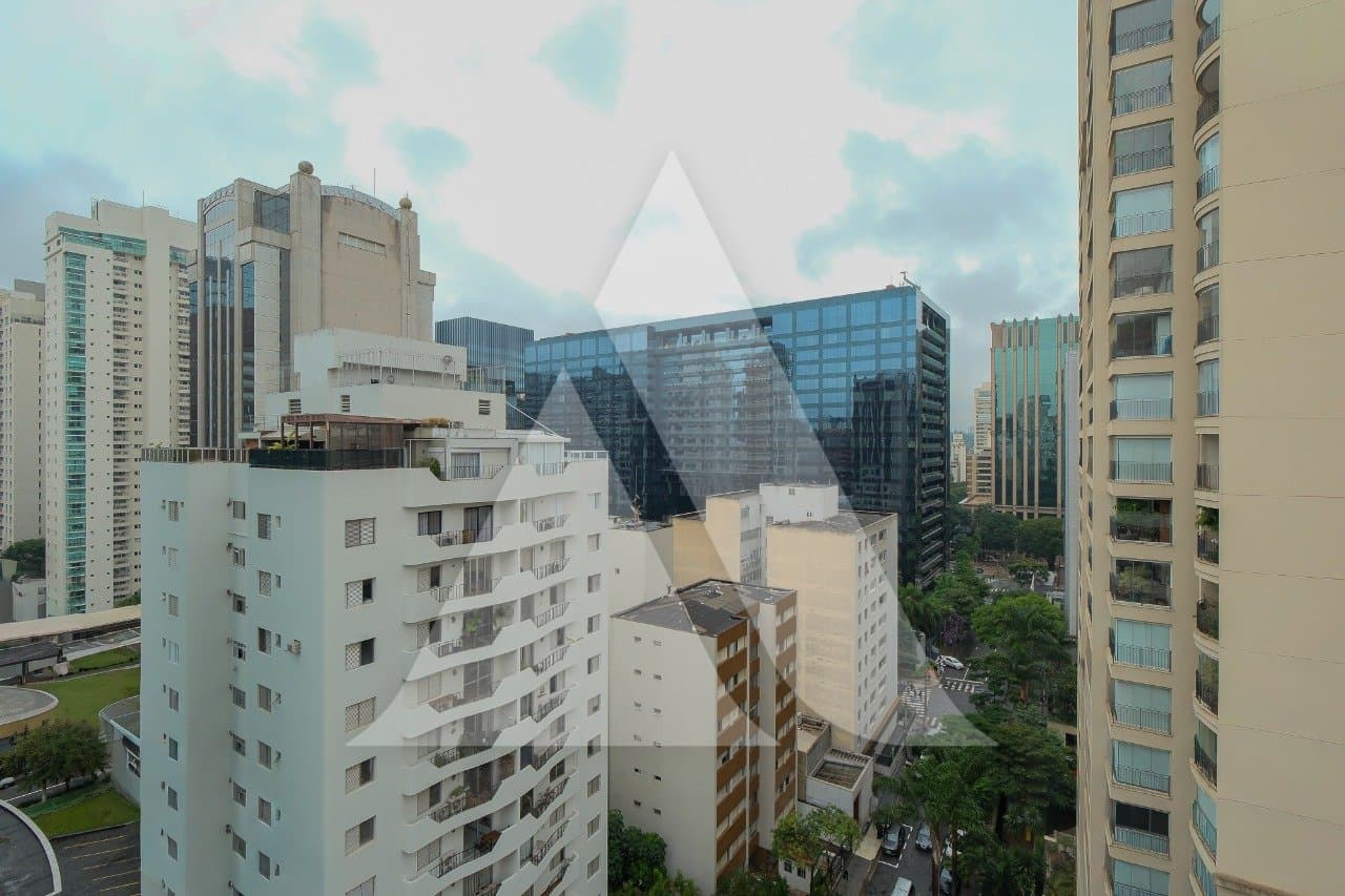 Apartamento em Itaim Bibi
