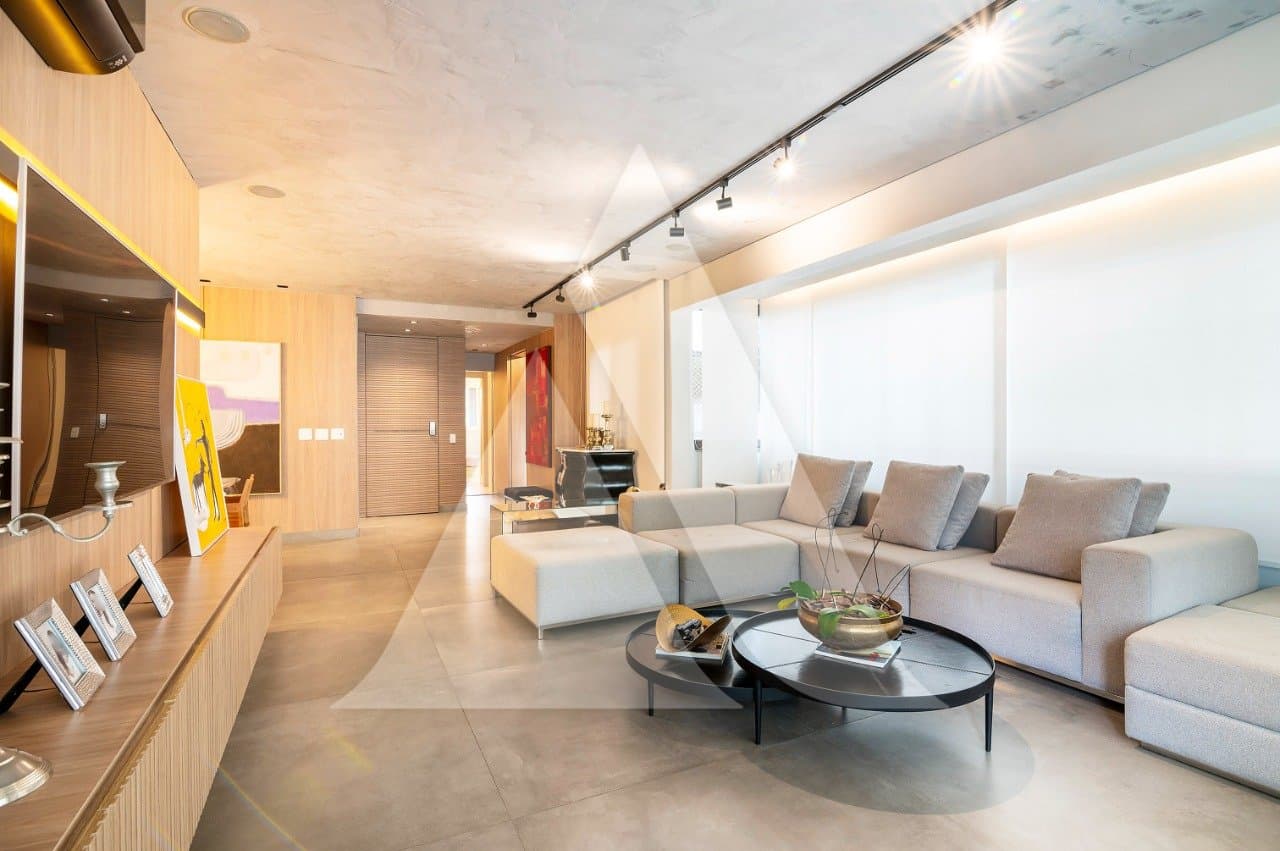Apartamento em Itaim Bibi