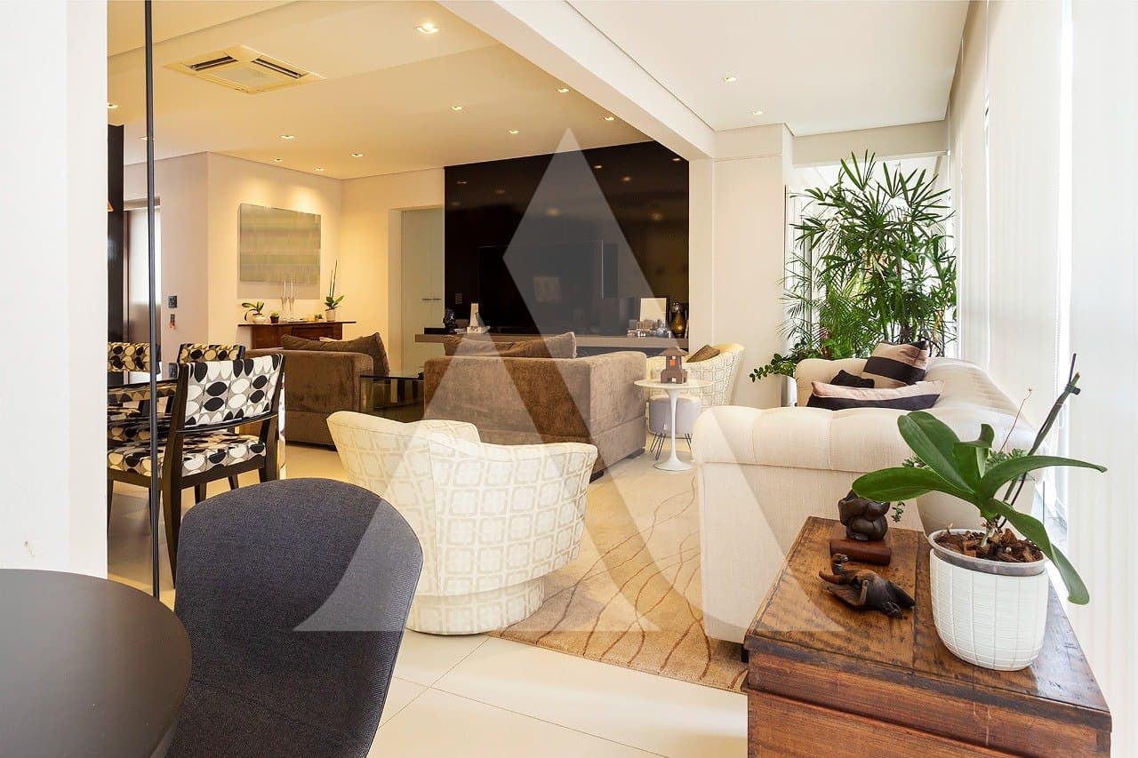 Apartamento em Itaim Bibi
