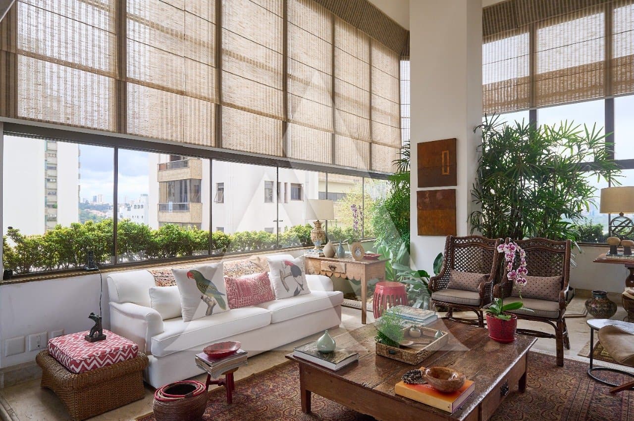 Apartamento em Alto de Pinheiros