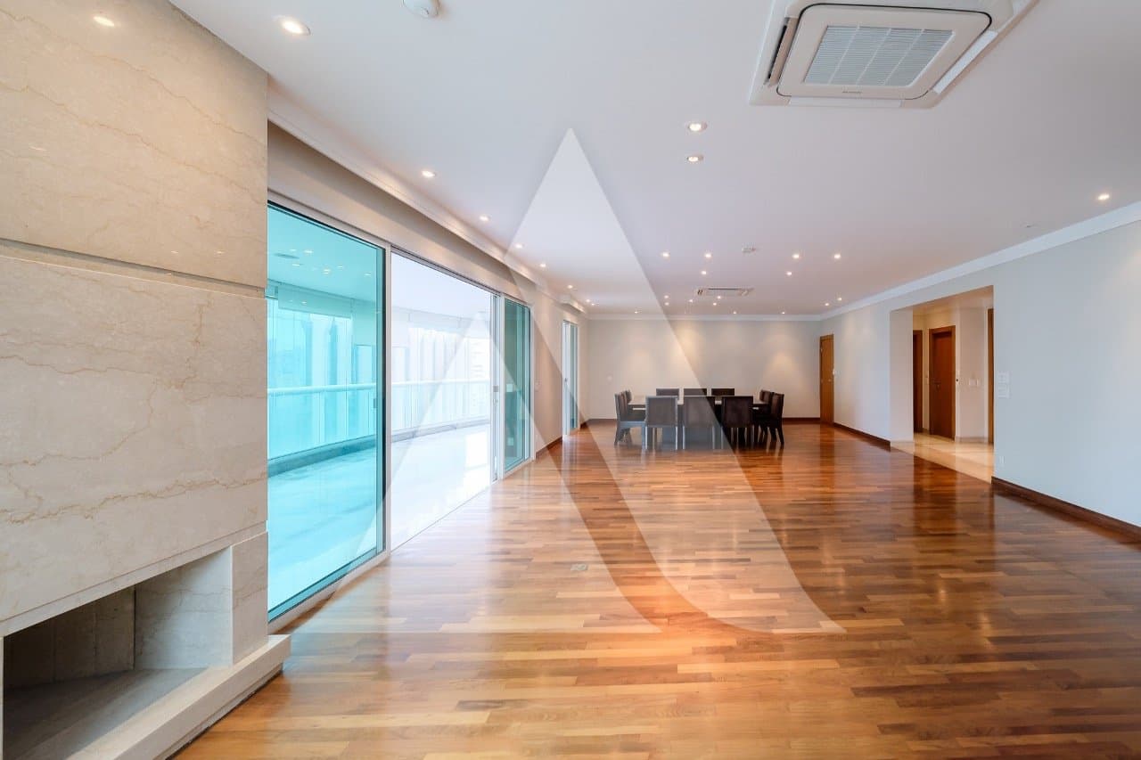 Apartamento em Itaim Bibi