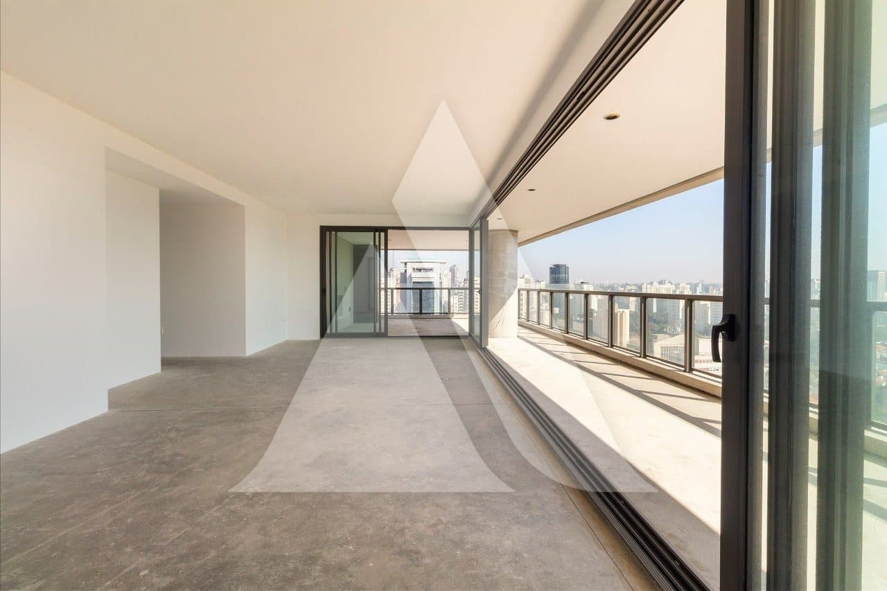 Apartamento em Itaim Bibi