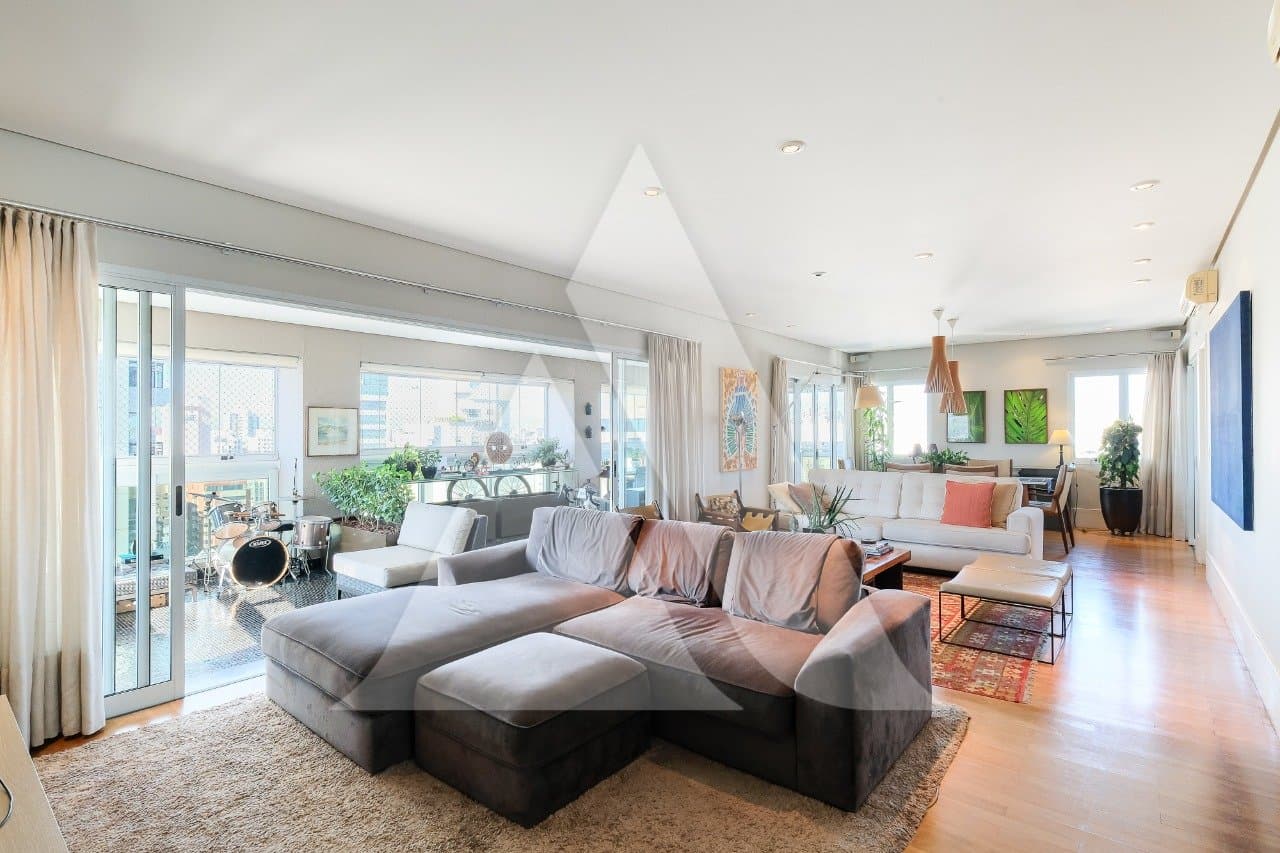 Apartamento em Moema