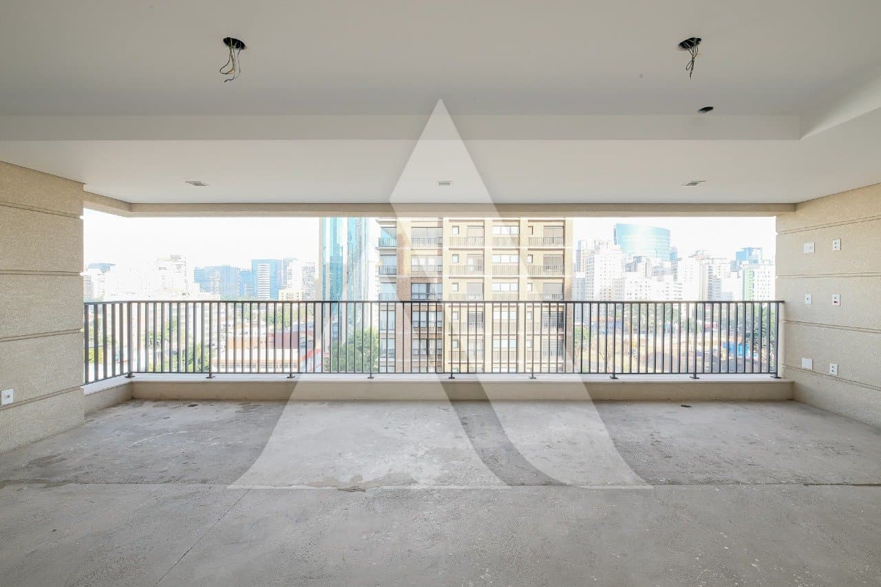 Apartamento em Itaim Bibi