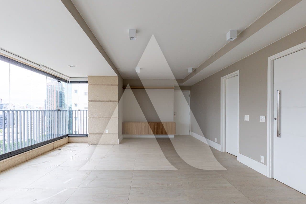 Apartamento em Itaim Bibi