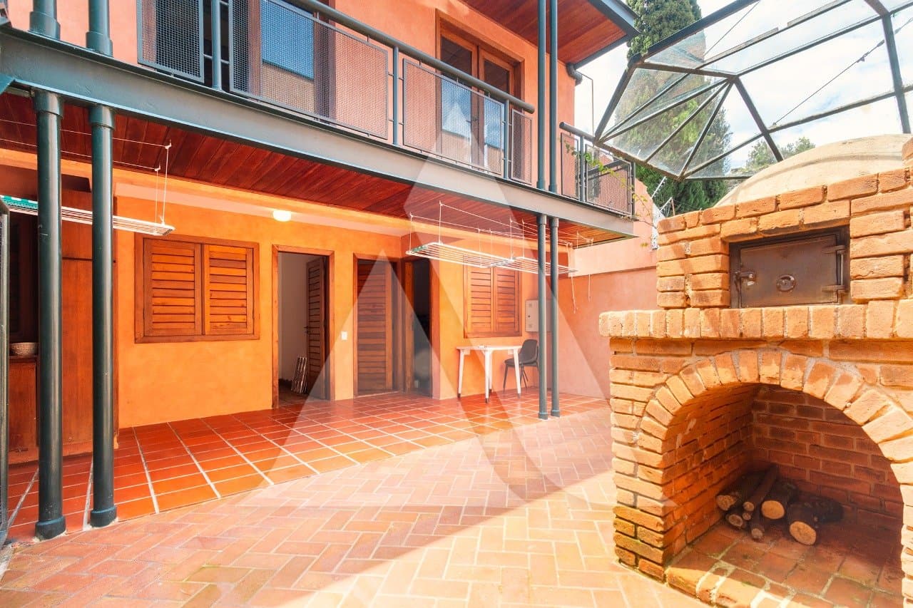 Casa em Jardim Guedala