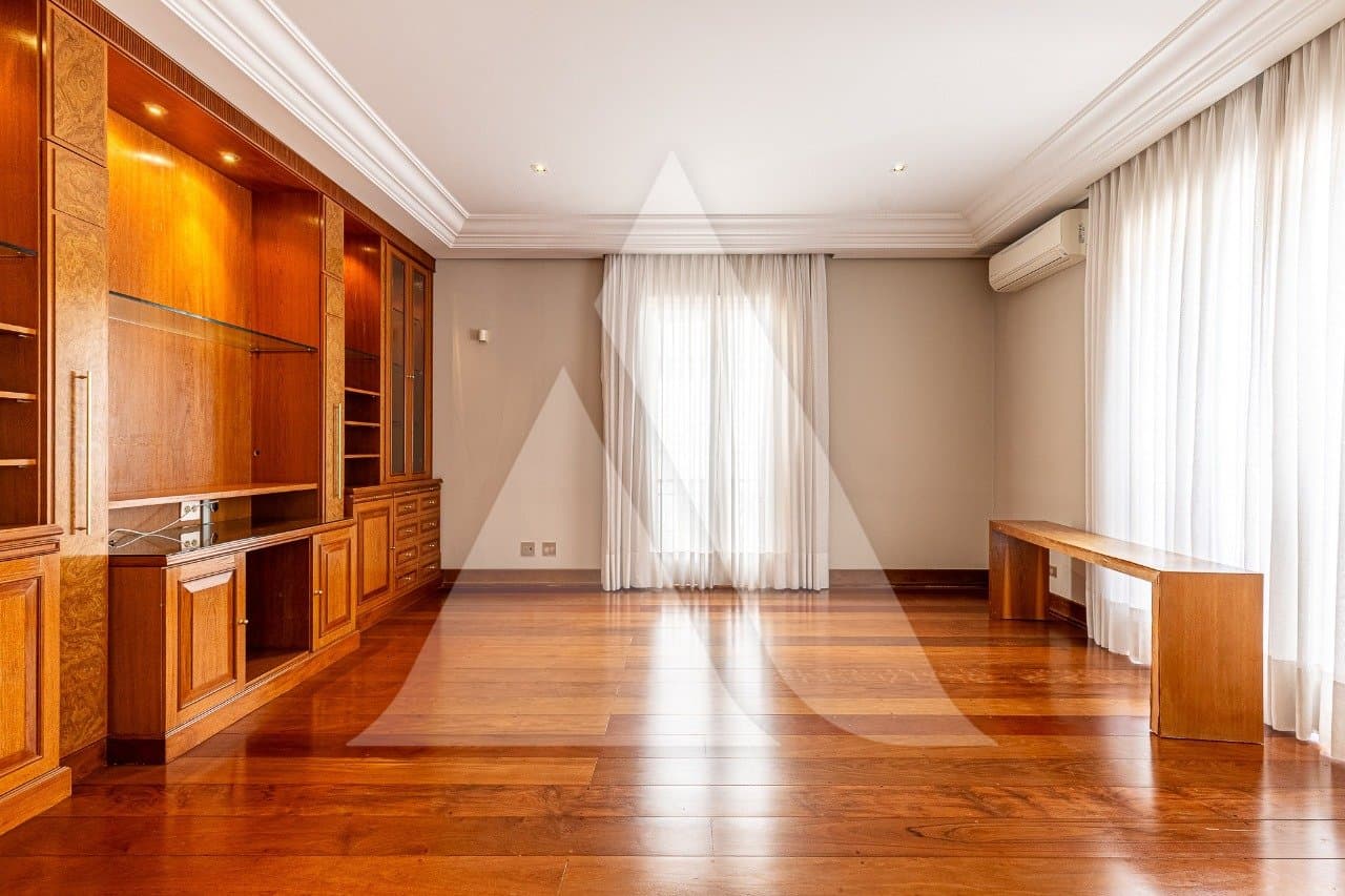 Casa em Jardim Luzitânia