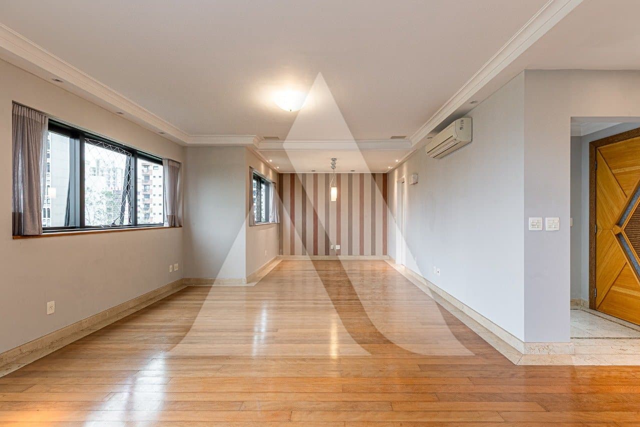 Apartamento em Moema