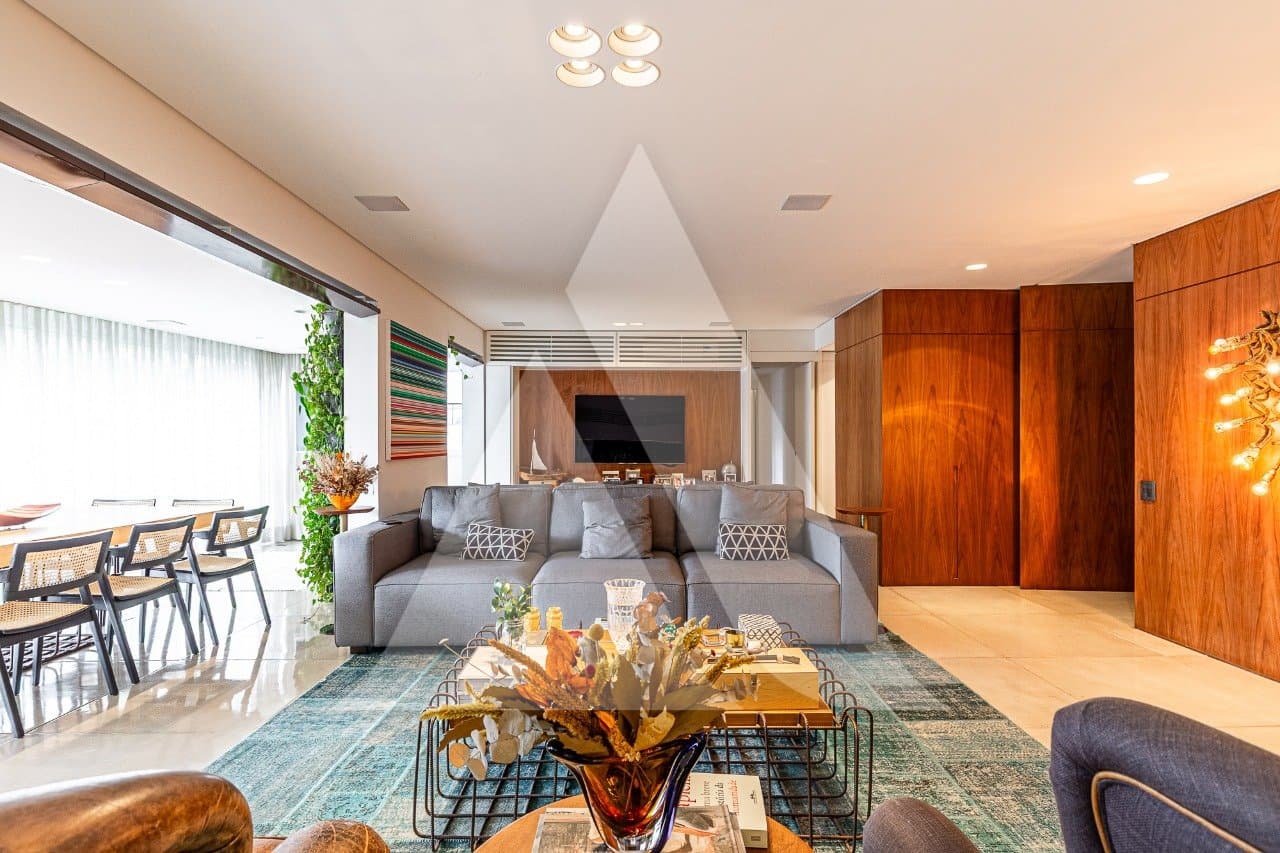 Apartamento em Alto de Pinheiros