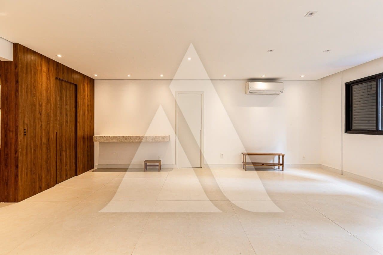 Apartamento em Moema