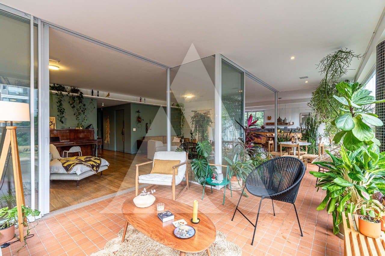Apartamento em Alto de Pinheiros