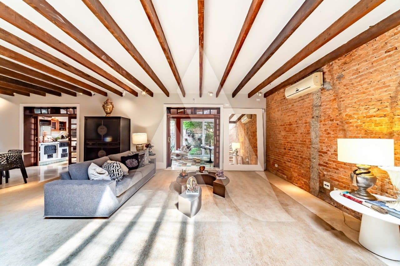 Casa em Alto de Pinheiros