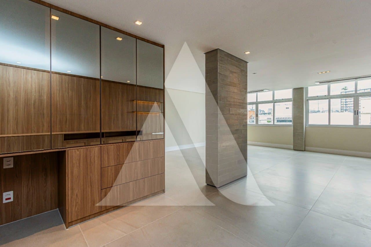 Apartamento em Itaim Bibi