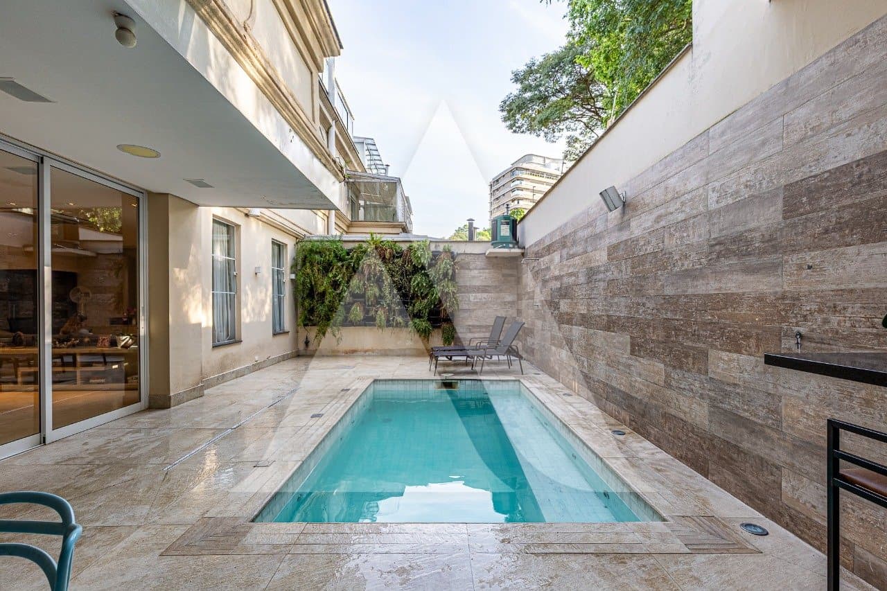 Casa em Condomínio em Moema
