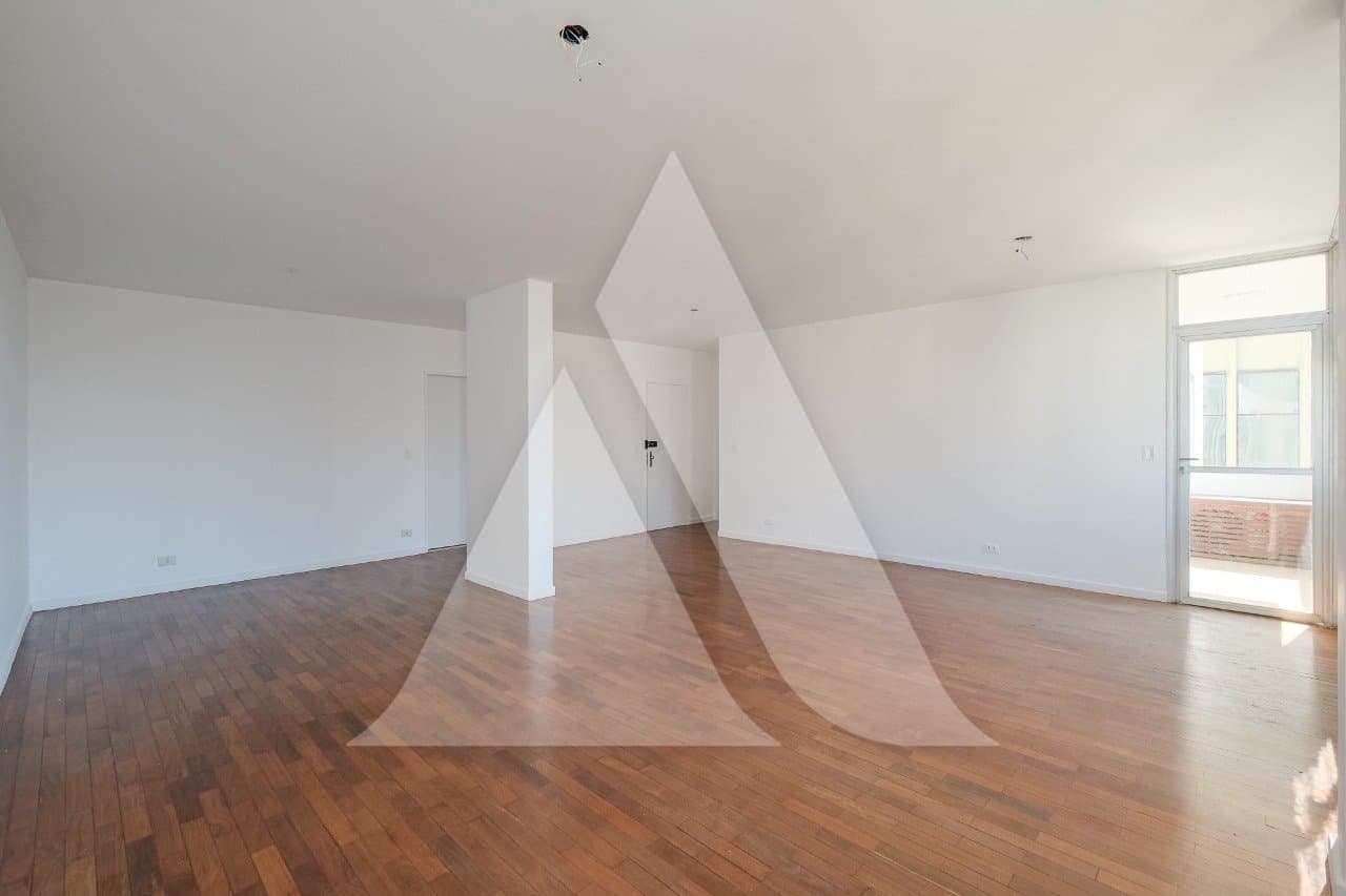 Apartamento em Itaim Bibi