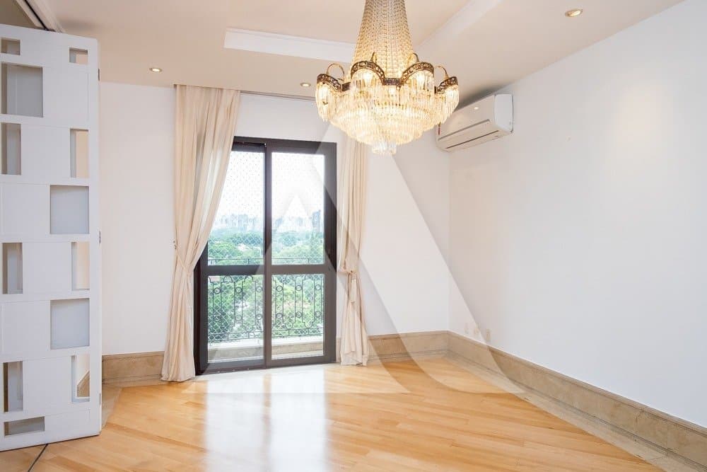 Apartamento em Moema