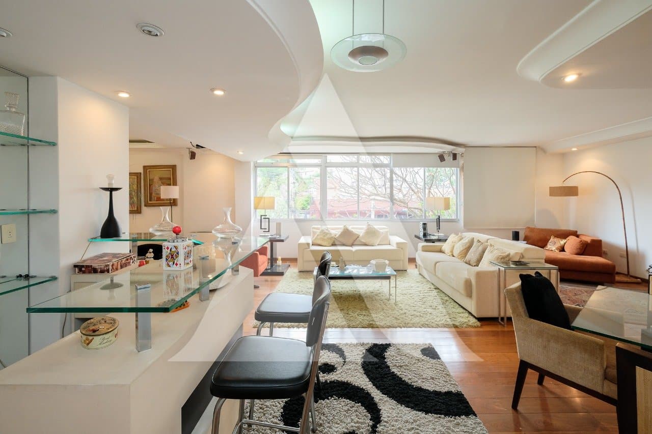 Apartamento em Itaim Bibi