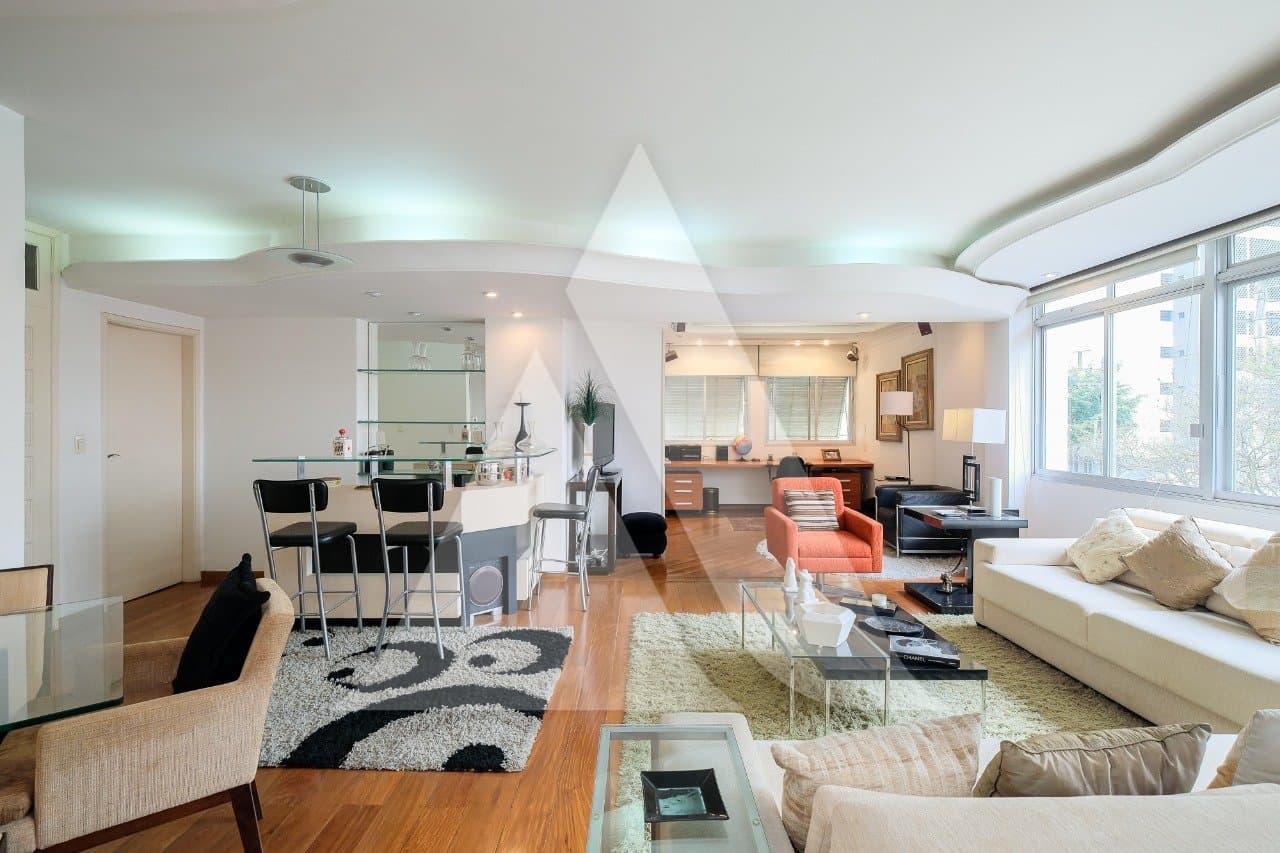 Apartamento em Itaim Bibi