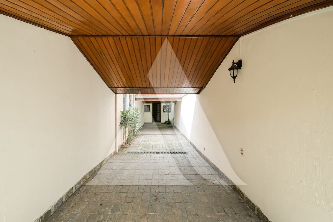Casa comercial em Moema