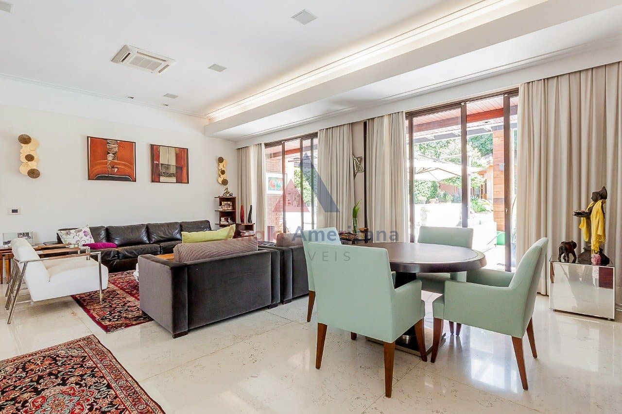 Casa em Jardim Guedala