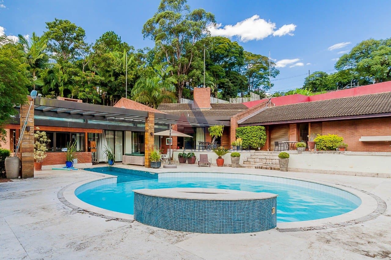 Casa em Jardim Guedala