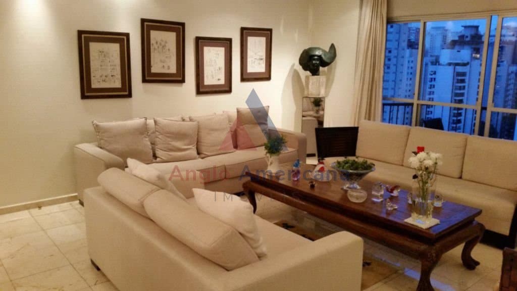 Apartamento em Moema