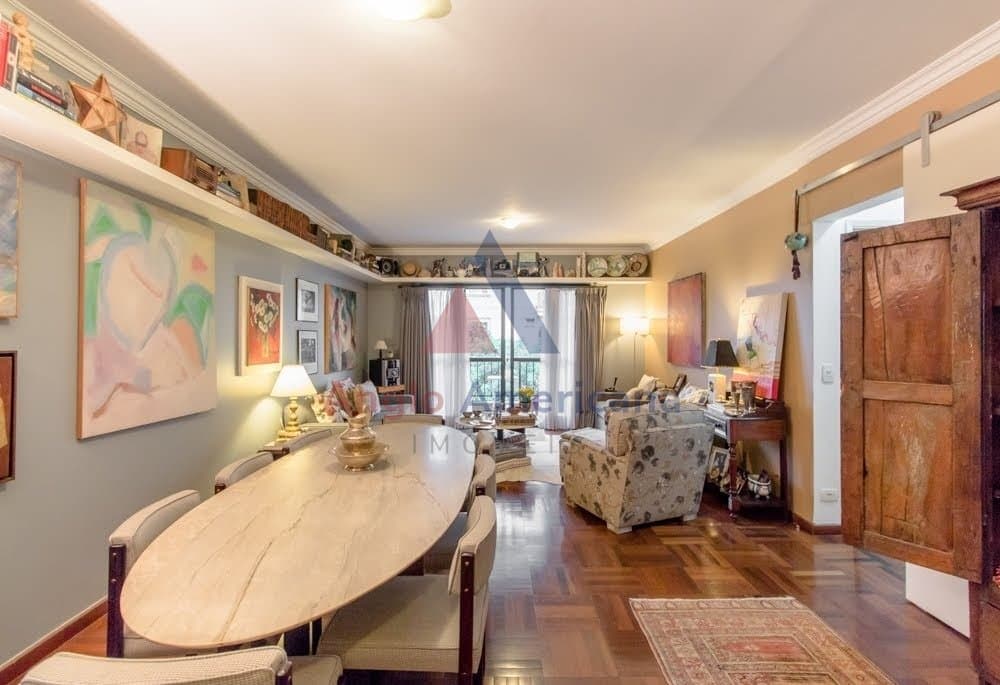 Apartamento em Vila Olímpia