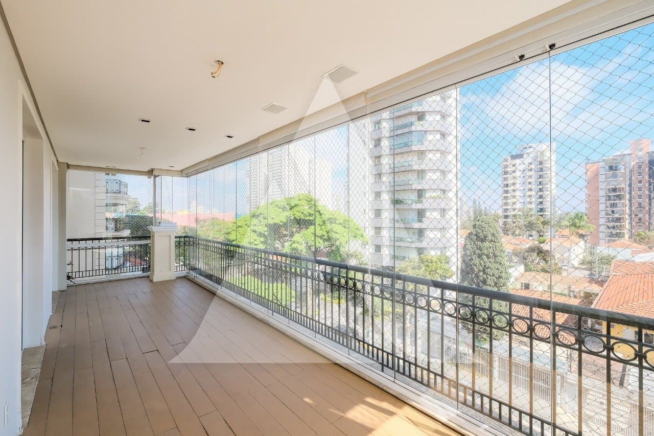 Apartamento em Campo Belo