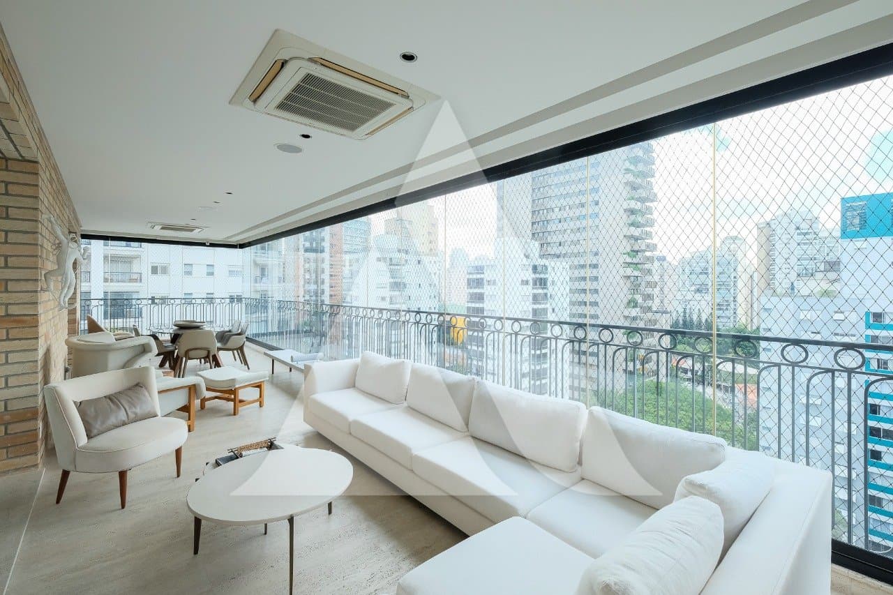 Apartamento em Moema