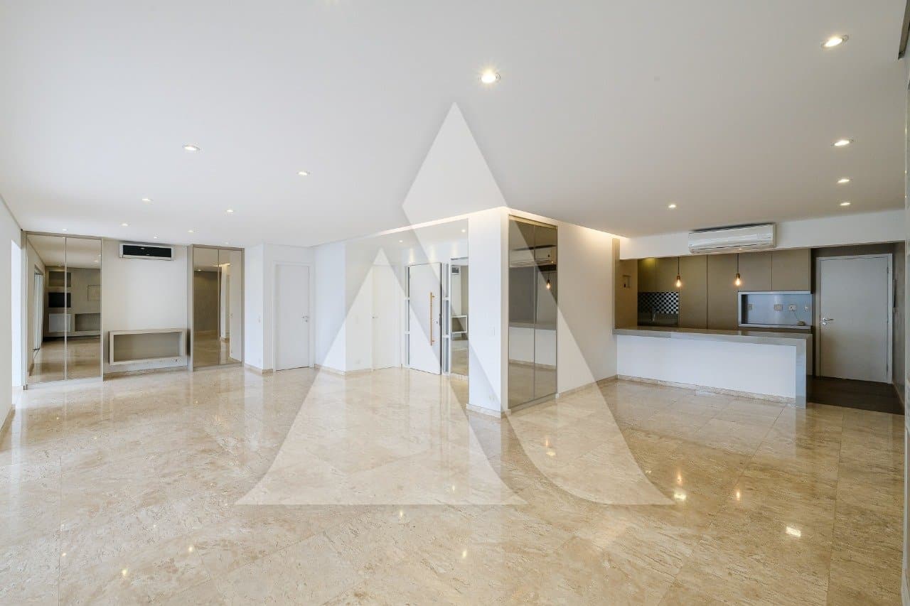 Apartamento em Alto de Pinheiros