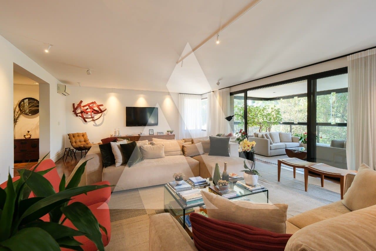 Apartamento em Alto de Pinheiros