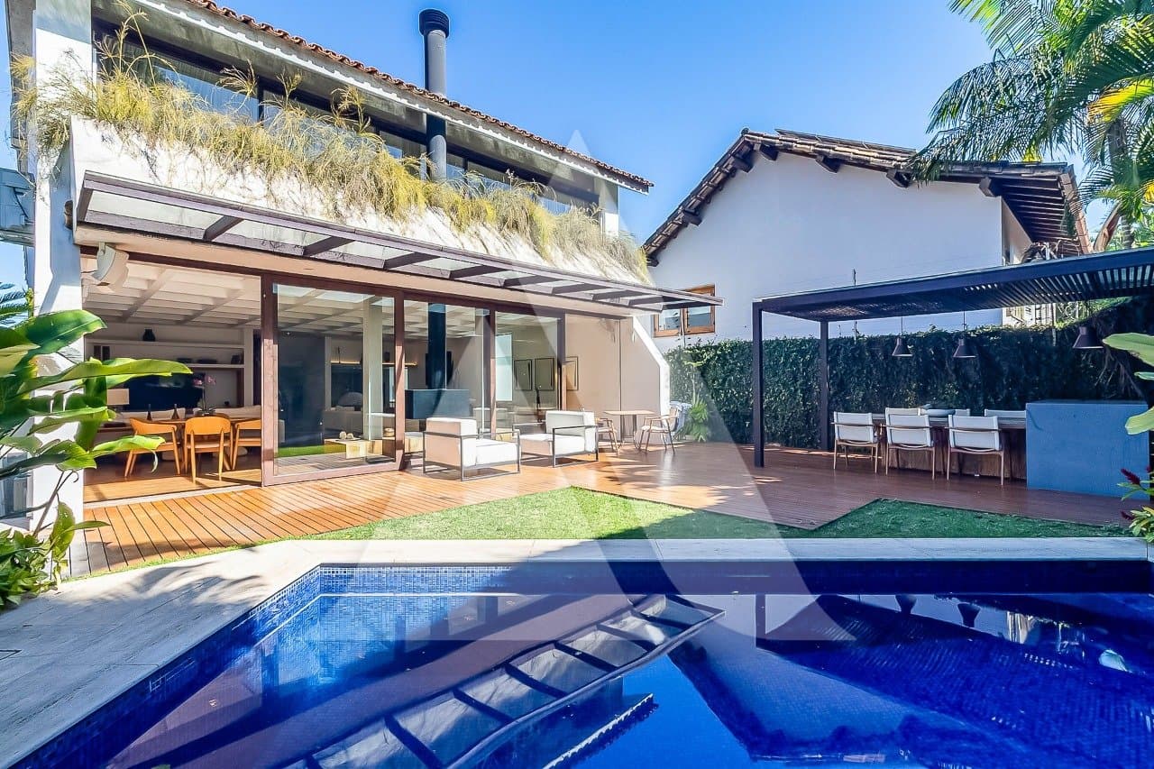 Casa em Alto de Pinheiros