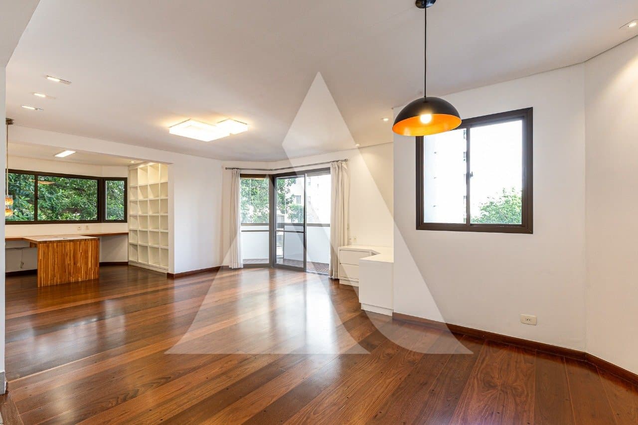 Apartamento em Moema