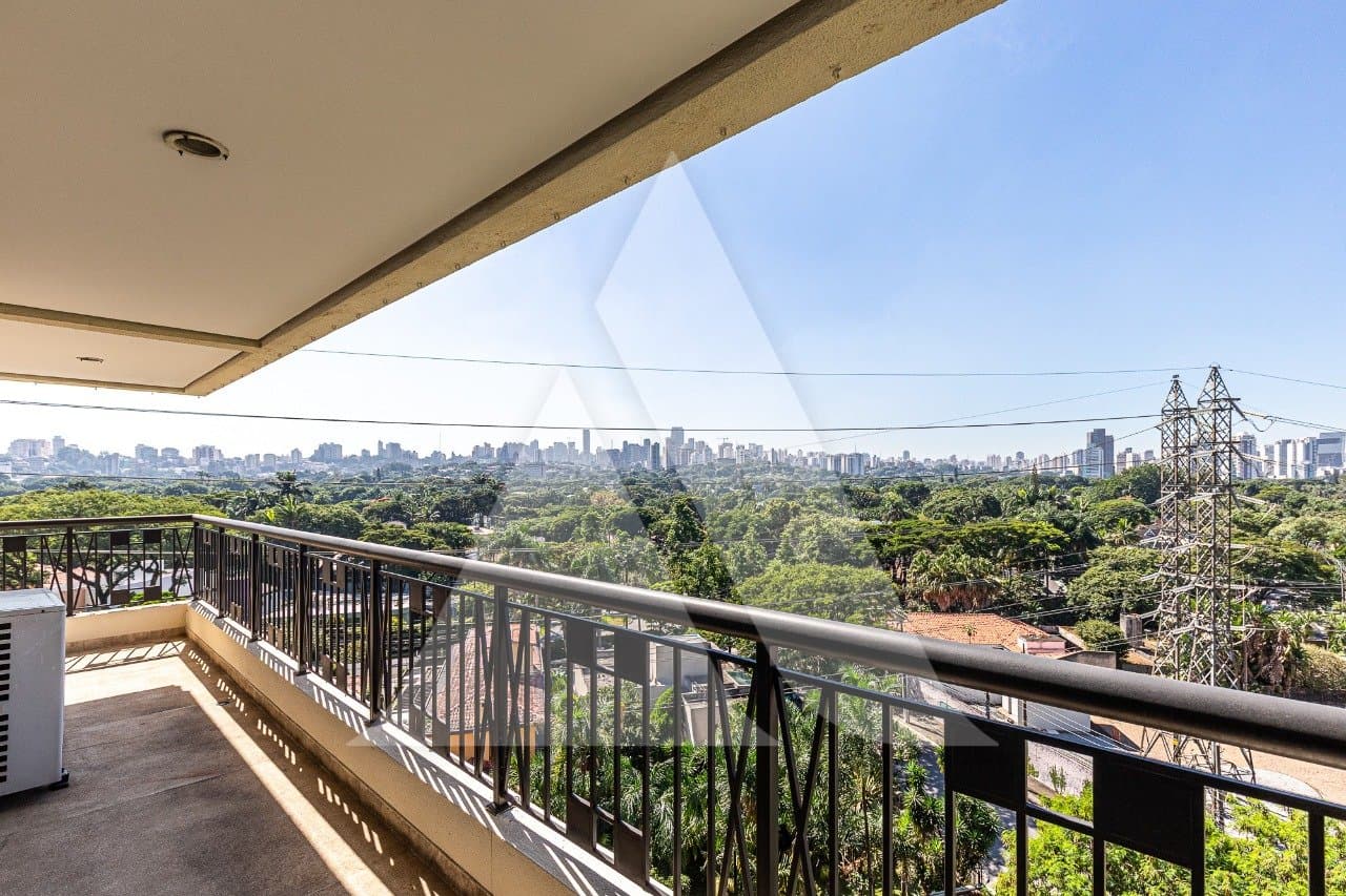 Apartamento em Alto de Pinheiros