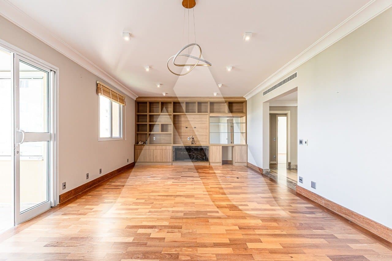 Apartamento em Alto de Pinheiros
