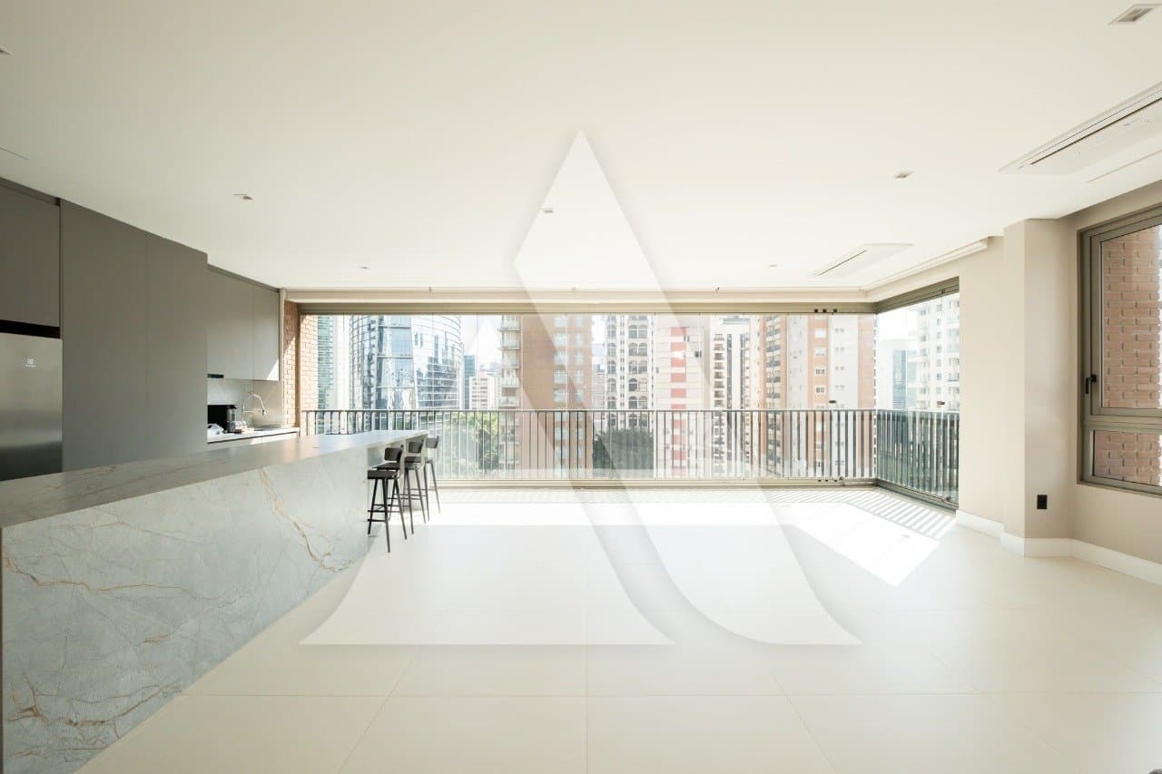 Apartamento em Itaim Bibi