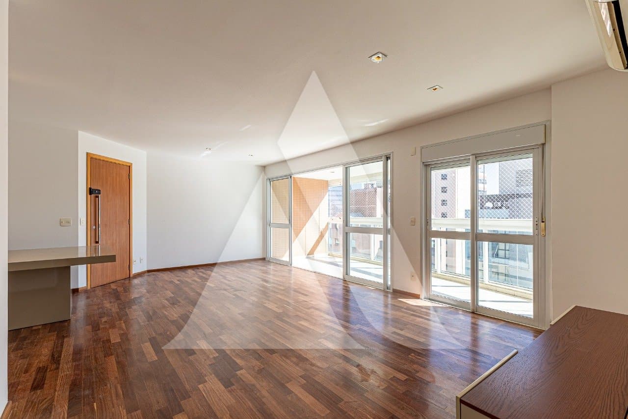 Apartamento em Vila Olímpia