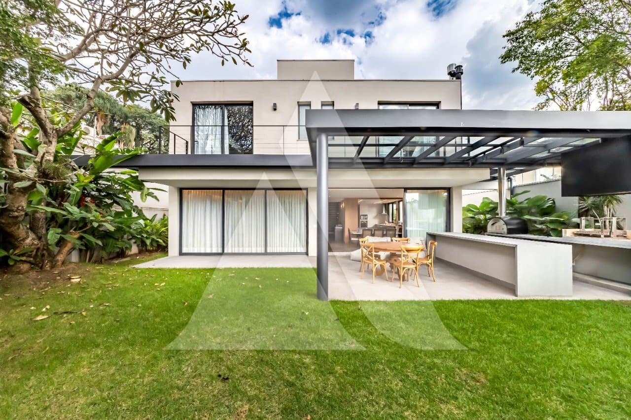 Casa em Alto de Pinheiros