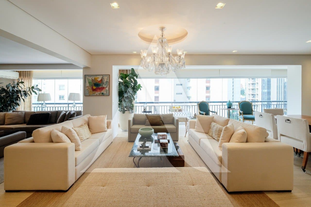 Apartamento em Itaim Bibi